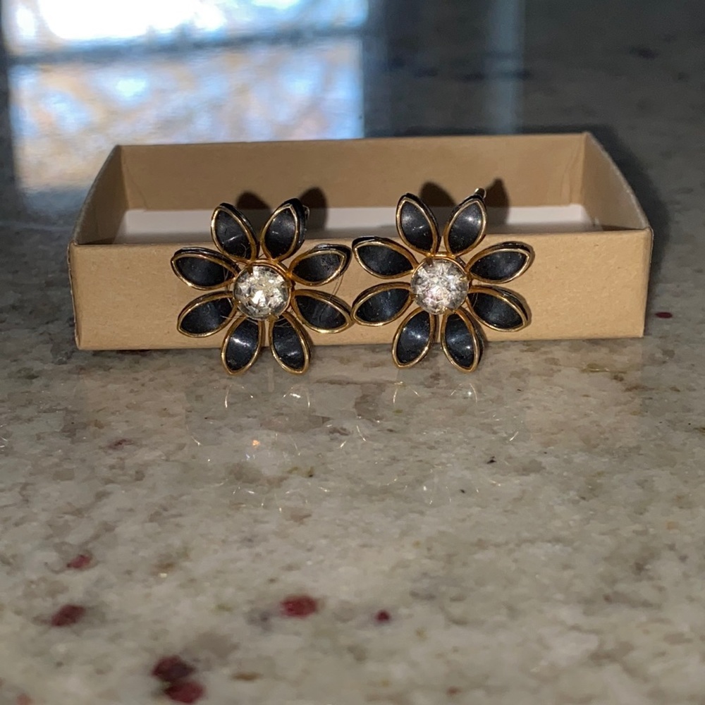 Vintage BN Black Enamel Flower Clear Rhinestone & Gold Tone Earrings Scrub